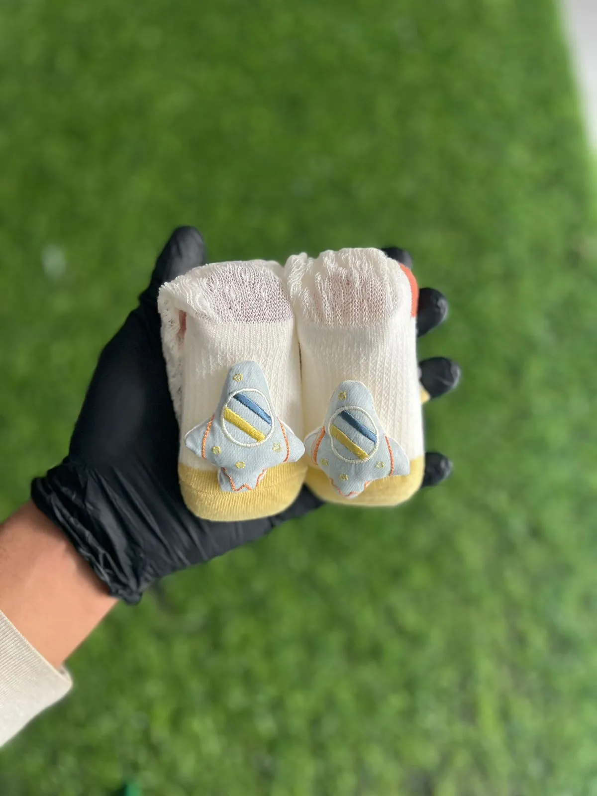 SH26-baby-character-lace-socks