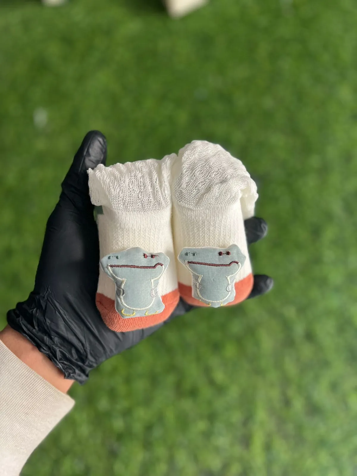 SH26-baby-character-lace-socks